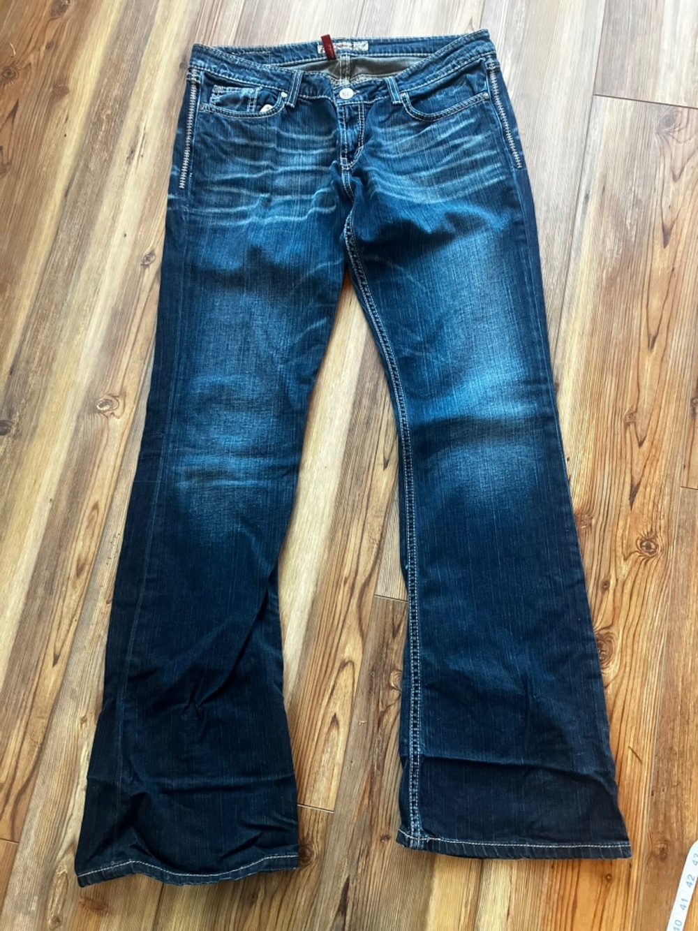 BKE Buckle Jeans Women's 32x35.5 Blue Denim Sabrina Bootcut Stretch Embellished